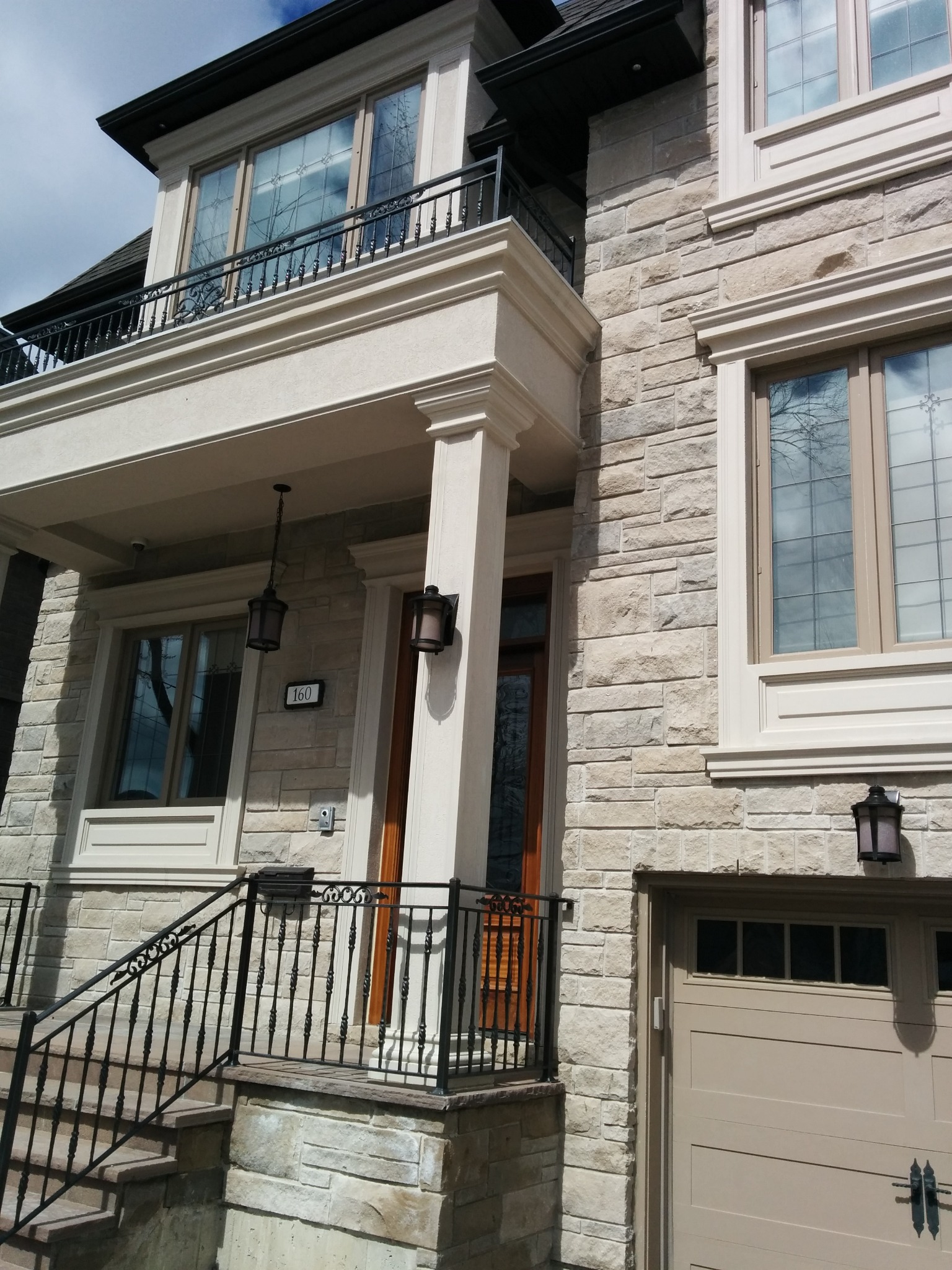 Oscar Firat Contracting stucco project 1