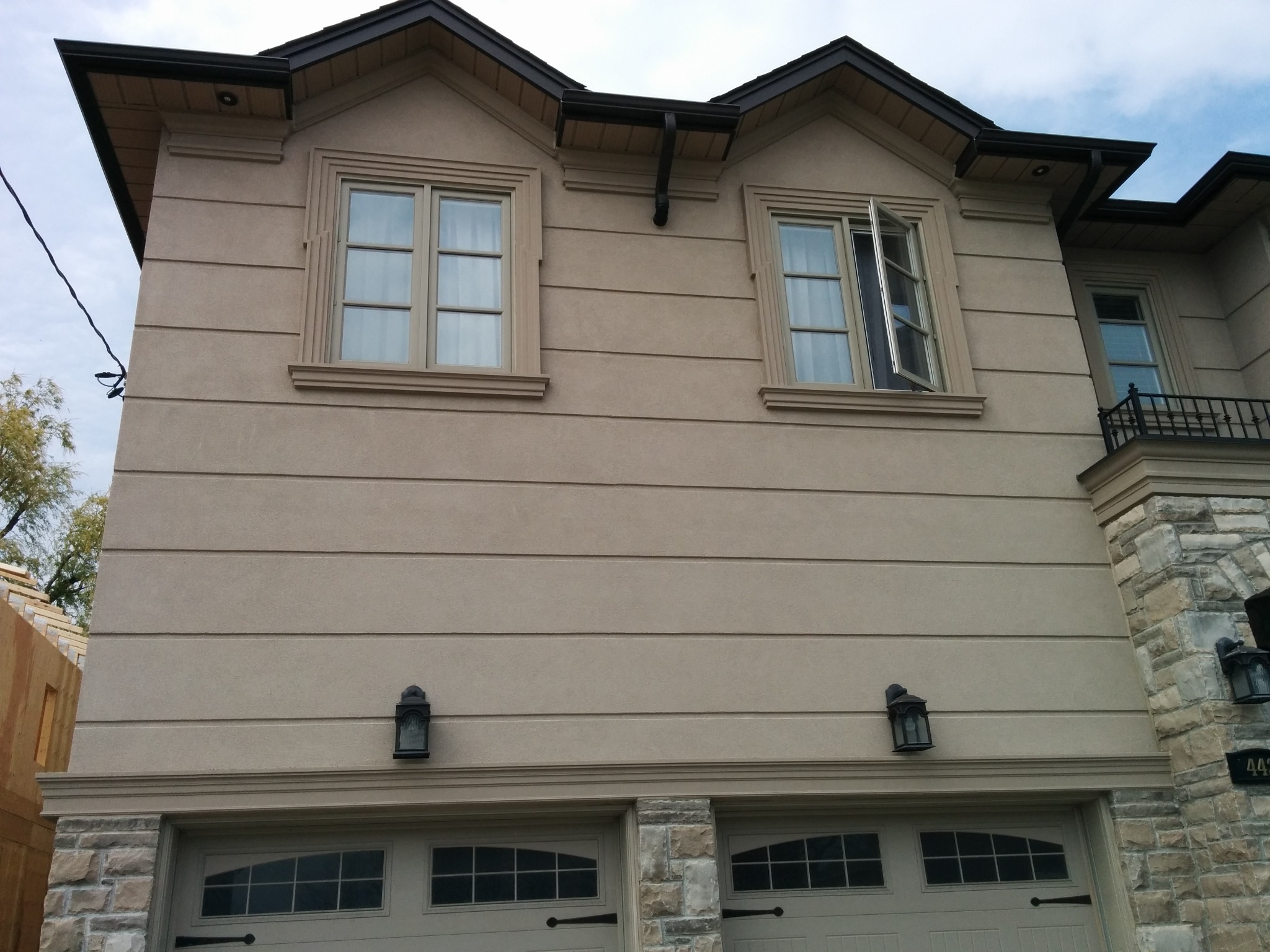 Oscar Firat Contracting stucco project 10